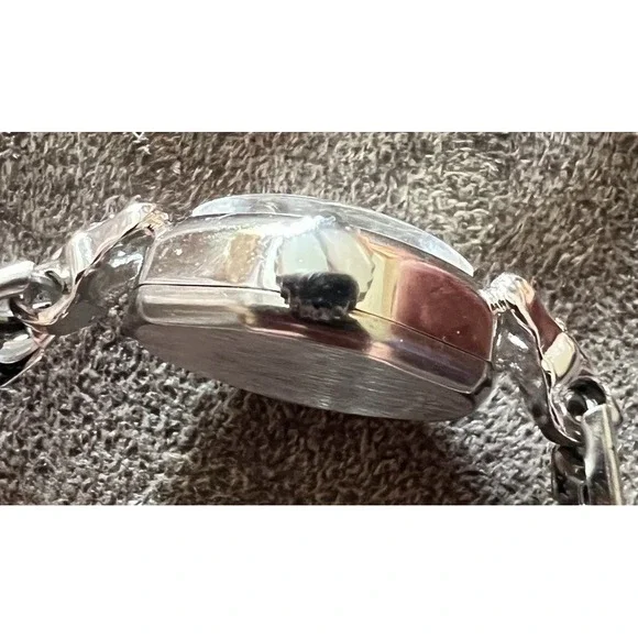 Vintage Ladies Benrus 17 Jewel Silver Tone Cocktail Mechanical Wind Watch - Picture 8 of 9